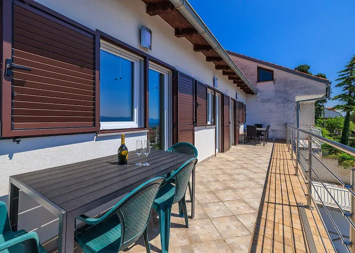 Lejlighed Malerisches Studio-apartment Mit Meerblick, Privatparkplatz, Klima Crikvenica